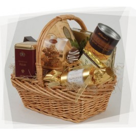 English Housewarming Basket